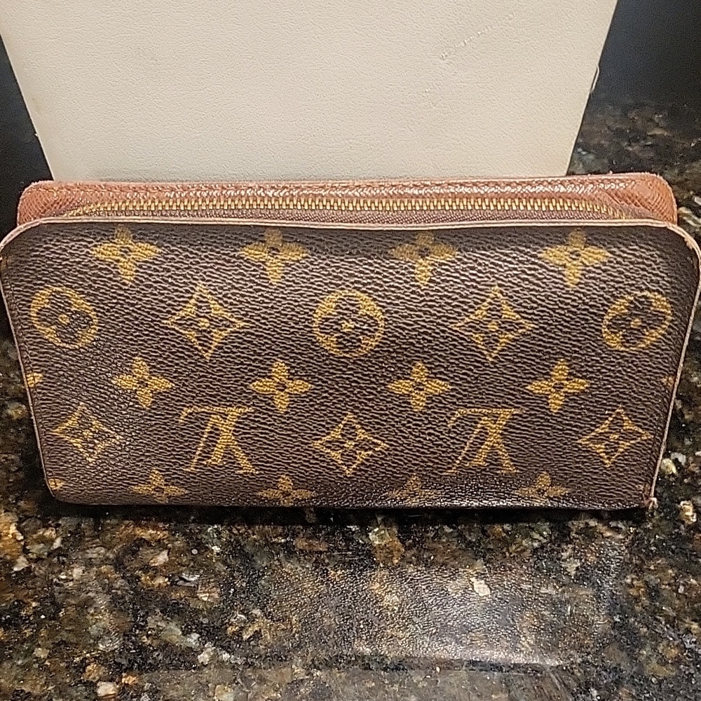 Louis Vuitton Brown and Gold Monogram Clutch